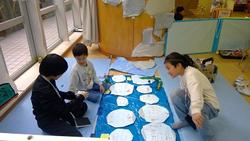 テーブル, 部屋, 寝室, 座る が含まれている画像

AI 生成コンテンツは誤りを含む可能性があります。