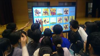 人, グループ, 民衆, 立つ が含まれている画像

AI 生成コンテンツは誤りを含む可能性があります。
