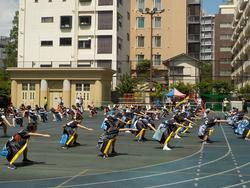 建物, 道路, 屋外, スポーツ が含まれている画像

AI 生成コンテンツは誤りを含む可能性があります。
