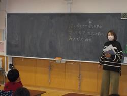 会議室にいる人たち

AI 生成コンテンツは誤りを含む可能性があります。